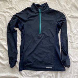 Women’s Patagonia half-zip, size small